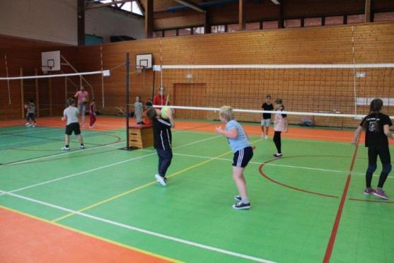 Masarykova základní škola se zapojila do projektu Českého volejbalového svazu Barevný volejbal do škol