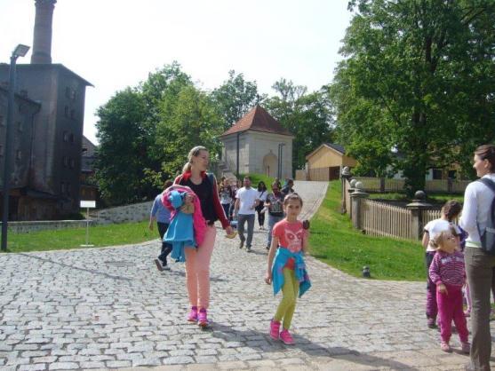 Masarykova základní škola četla dětem, ale i dospělým 