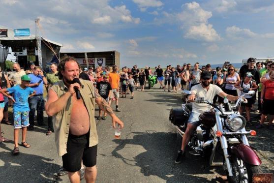 Na broumovském letišti se konal již 6. ročník Motosrazu 
