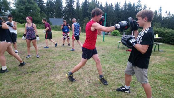 Boxeři ladili fyzickou kondici v Krkonoších 