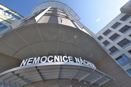 Královéhradecký kraj dokončil největší investici ve své historii. Náchodské nemocnici přibyly dva moderní pavilony 