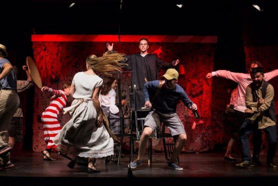 Originální divadelní inscenace HRA-NIC-e je opět na scéně. A bude křtít knihu…