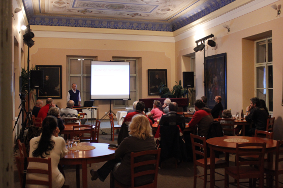 Jacek Kerum poodhalil v Broumově tajemství letecké meteorologie