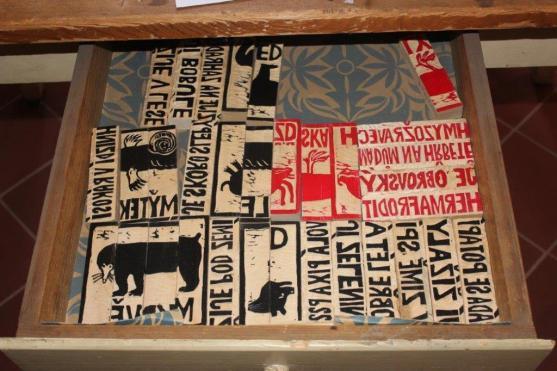 Jarní novinky v broumovském klášteře: knihtisk a historické zážitkové dílny