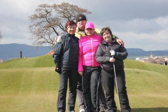 Chaloupka Cup 2016 zahájil sezónu na Grosshofu. Vyhráli otec a syn Berkovi