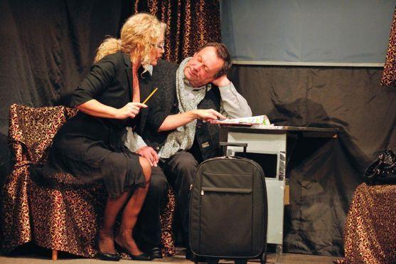 Světlana Nálepková a Oldřich Vízner na fotografiích z broumovského divadla