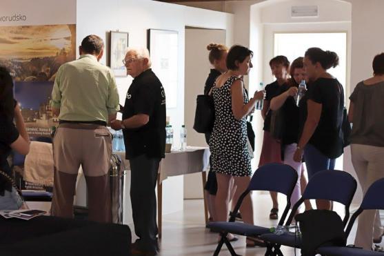 Broumov má questy. Nový turistický produkt láká k návštěvě turisty, na své si ale přijdou i místní