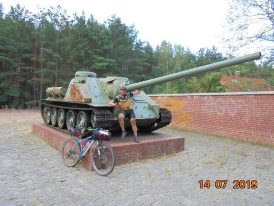 Vláďa Grusman z Šonova absolvoval extrémní cyklistický non-stop ultra maraton Bike Trans Germany 2019