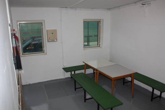 Víceúčelové sportoviště v Polici nad Metují má své zázemí