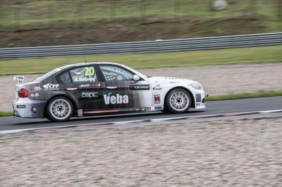 Automobilový závodník Michal Matějovský testoval vůz pro závody na Sicílii