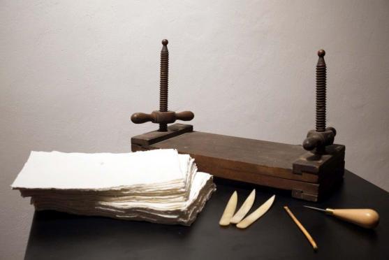 Broumovský klášter otevírá Skriptorium – nové interaktivní dílny středověké písárny