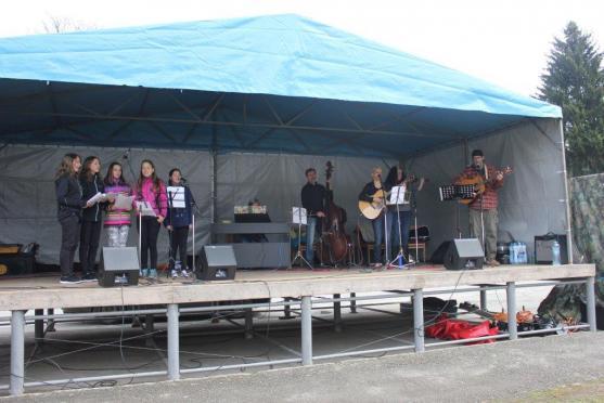 V Teplicích nad Metují přivítali jaro a opět otevřeli hotel Střelnice