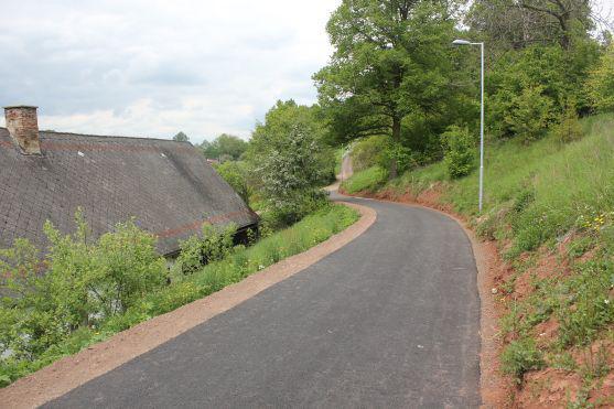 V Hejtmánkovicích byl otevřen nový úsek zadní cesty