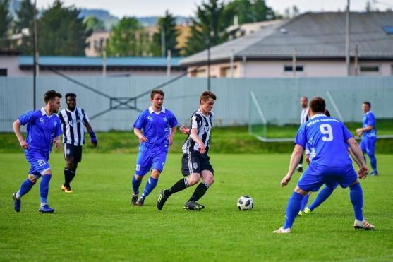 Police vyhrála derby a míří do krajského přeboru 