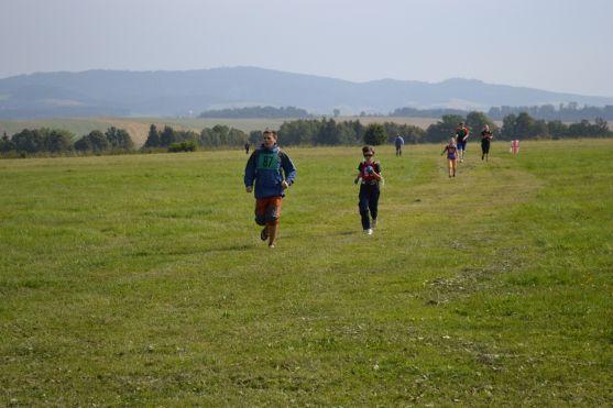 Na broumovském letišti se vzpomínalo a závodilo