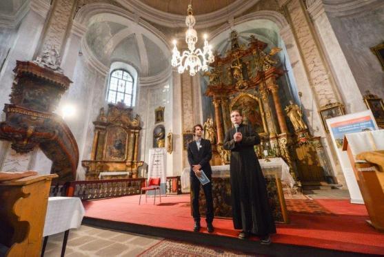 V Otovicích hrál jeden z nejvýraznějších českých violoncellistů mladé generace Ivan Vokáč 