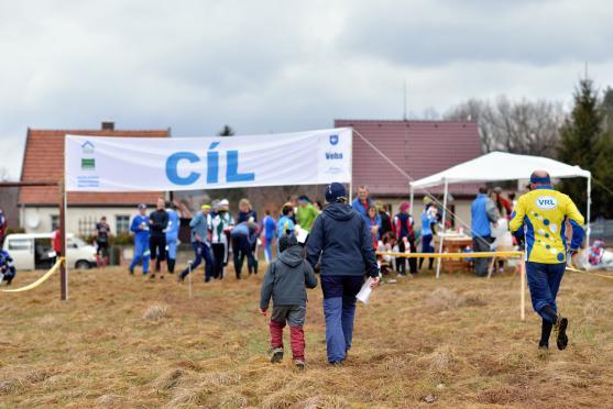 V Broumově se běželo Oblastní mistrovství a veteraniáda v orientačním běhu
