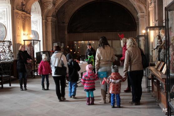 Děti putovaly vánočním broumovským klášterem