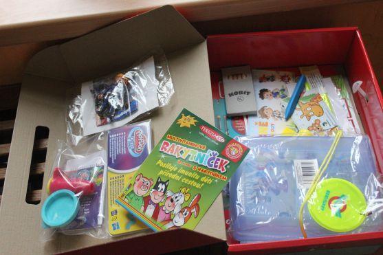 Kufříky prvňáčkům tentokrát hejtman Lubomír Franc předá ve školách v Polici nad Metují a v Hronově