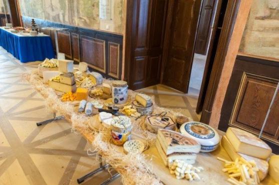 Aukce Dobročinného večera pro Broumovsko vynesla 320 tisíc korun