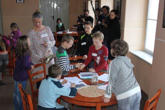 Filmaři během natáčení svačí a chodí na WC