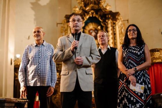 Hudební festival Za poklady Broumovska poprvé zavítal do teplického kostela Panny Marie Pomocné