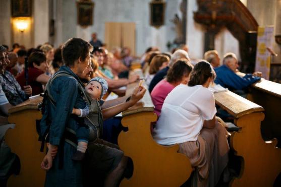 Festival Za poklady Broumovska pokračoval pátým koncertem v otovické Barboře