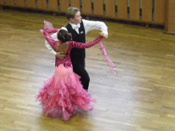 Broumovští tanečníci získali další medaile a finálová umístění 