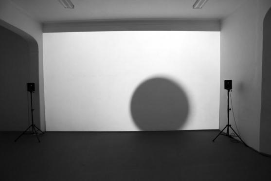 V Galerii Dům začala druhá letošní výstava. Má název Vedlejší efekt 