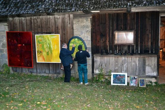 Drajborna měla skvělou atmosféru. Díla výtvarníků přilákala desítky lidí 