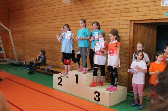 Broumovská sportovní hala o víkendu patřila volejbalistům