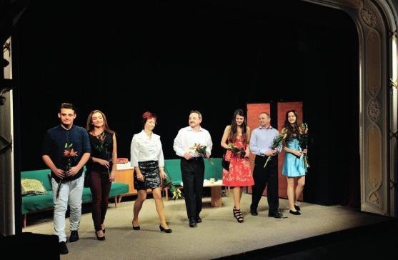 Druhý ročník Noci divadel skončil. Broumovský soubor vyprodal celé divadlo