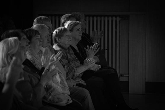 Veselá trojka potěšila zaplněný sál Střelnice