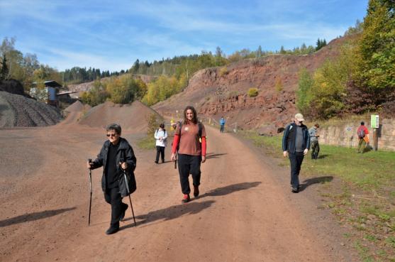 S geologem za prvohorními sopkami Javořích hor
