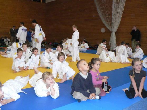 Zlatá olympijská medaile judisty Lukáše Krpálka motivuje. Na Pohár hejtmana do Broumova přijelo více než 200 mladých judistů