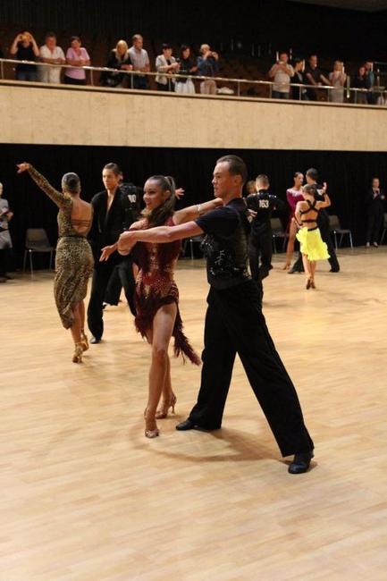 Taneční pár sourozenců Novotných zvítězil na Velké ceně Čech