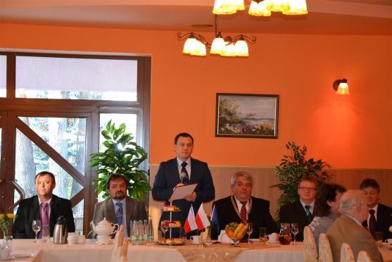 Broumovští radní oslavili v Nowe Rudě 20 let spolupráce