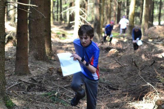 Na závodech v orientačním běhu na Janovičkách startovalo více než šest set závodníků