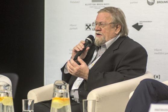 5. Broumovské diskuse se setkaly s velkým zájmem veřejnosti