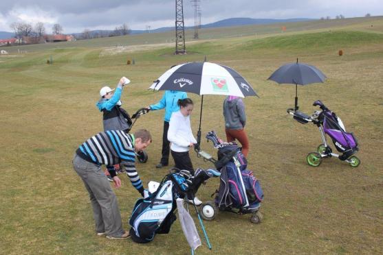 Chaloupka Cup 2016 zahájil sezónu na Grosshofu. Vyhráli otec a syn Berkovi