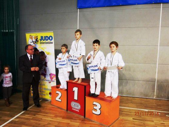 Pět malých broumovských judistů si přivezlo medaili z polského Dzierzoniówa