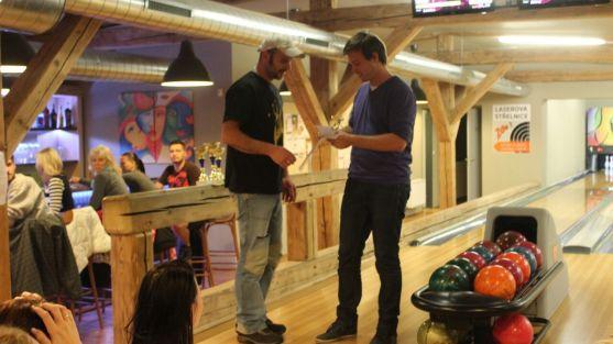 Obliba bowlingových firemních turnajů ve Walzlovce stoupá