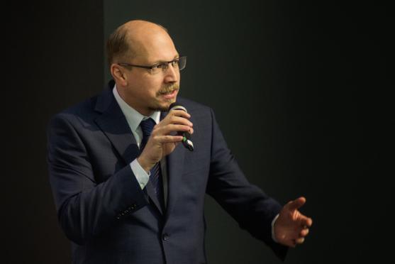 Prezidentští kandidáti diskutovali o vzdělávání a vzdělanosti na 4. Broumovských diskusích