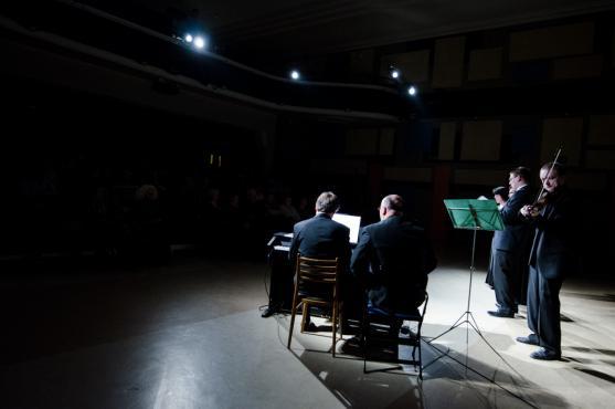 Čtvrtý Advent se odehrál ve znamení městského jarmarku a komorního koncertu