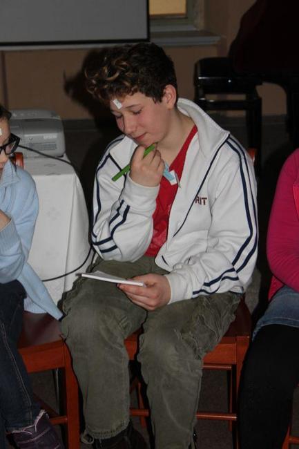 Děti se na chvíli staly dobrodruhy a prozkoumaly zimní Broumovsko skrytou kamerou