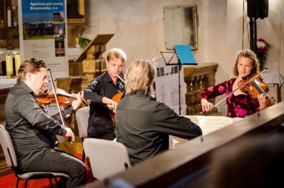 Ohlédnutí za pátým koncertem festivalu Za poklady Broumovska 