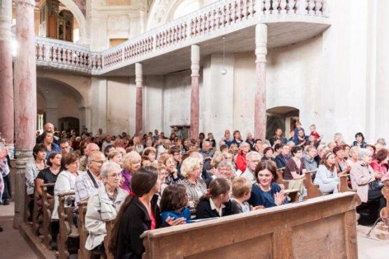 Festival Za poklady Broumovska má za sebou tři hudební podvečery 