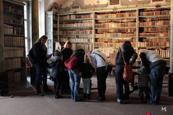 Děti putovaly vánočním broumovským klášterem