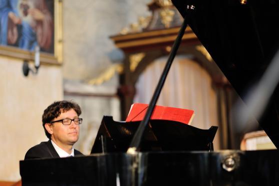 Festival Za poklady Broumovska vstoupil do druhé poloviny 