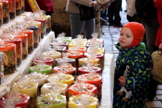 Adventní trhy přilákaly do broumovského kláštera na dva tisíce lidí